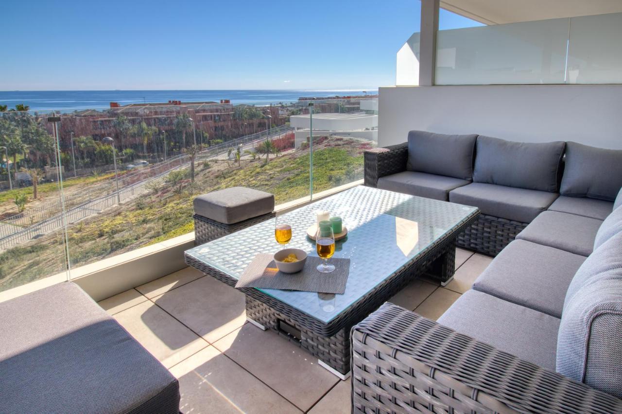 Newly Constructed 2 Bed Apartment With Sea Views Casares Bagian luar foto