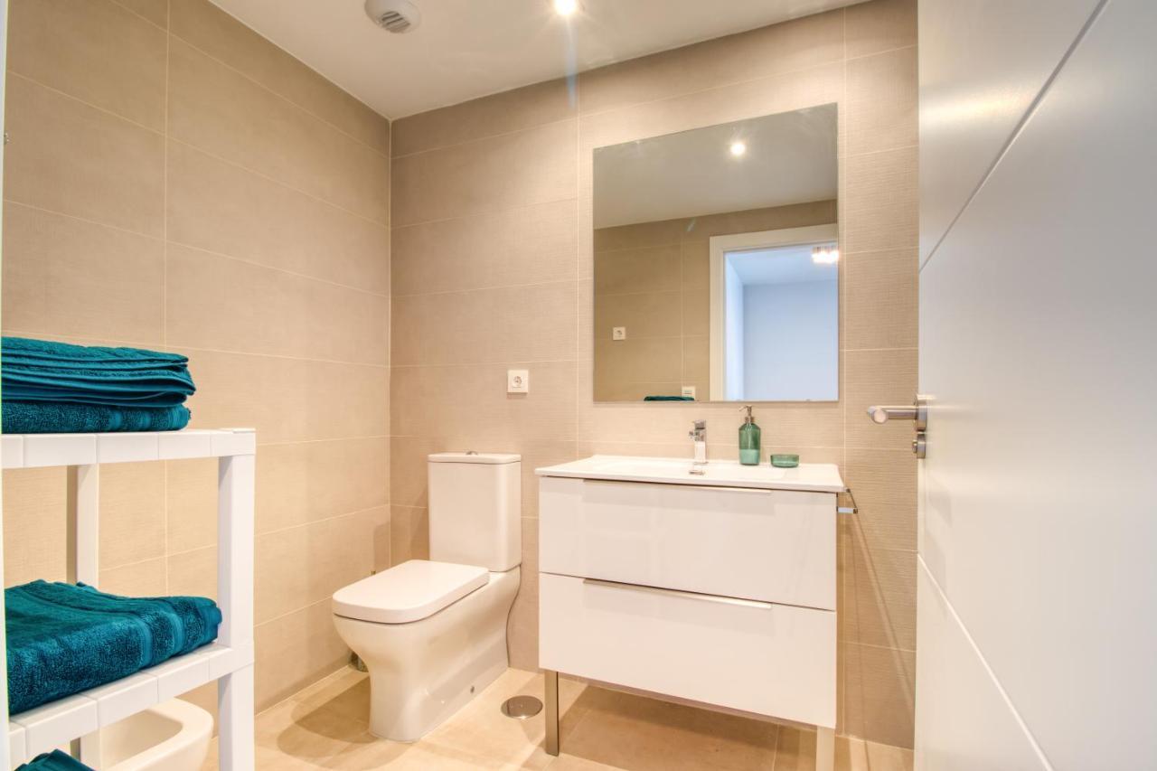 Newly Constructed 2 Bed Apartment With Sea Views Casares Bagian luar foto