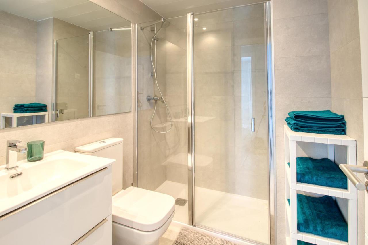 Newly Constructed 2 Bed Apartment With Sea Views Casares Bagian luar foto