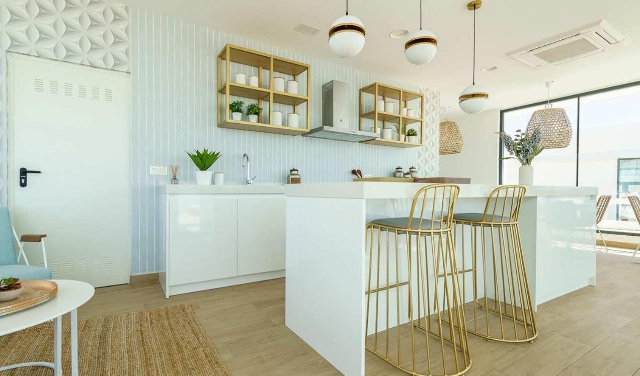 Newly Constructed 2 Bed Apartment With Sea Views Casares Bagian luar foto
